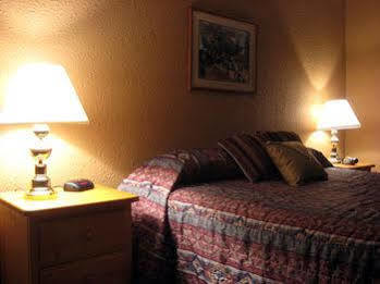 Logan Lake Lodge 外观 照片
